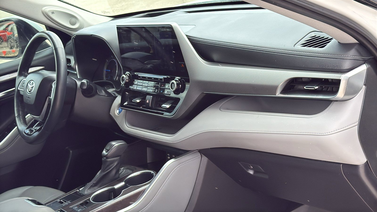 Used 2022 Toyota Highlander Platinum image 27