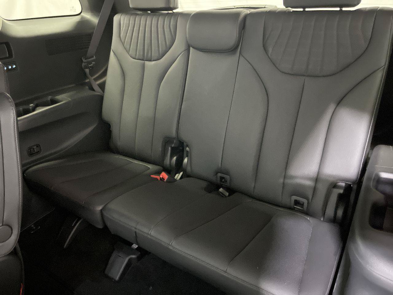 Used 2024 Hyundai Palisade Limited AWD/4WD image 24