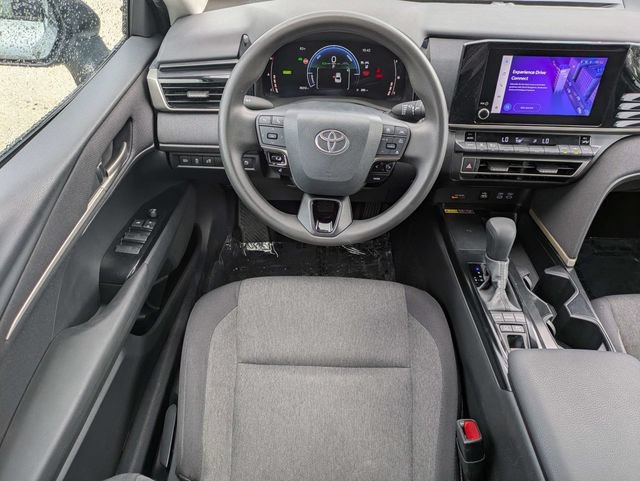 Used 2025 Toyota Camry LE FWD image 15