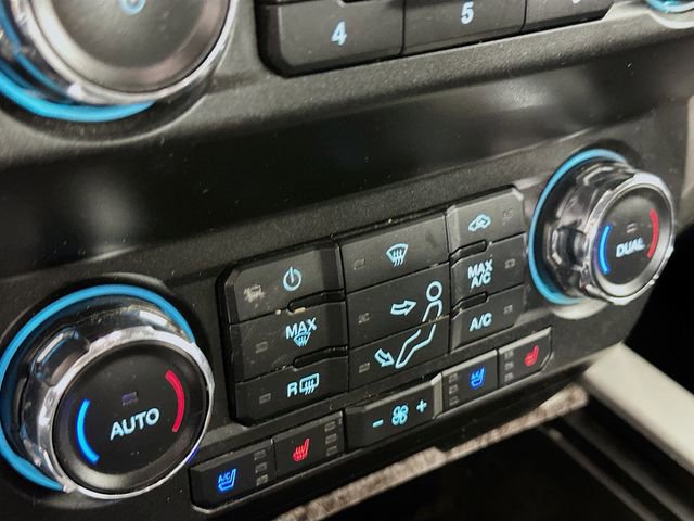 Used 2019 Ford F350 Lariat w/ Chrome Package image 17
