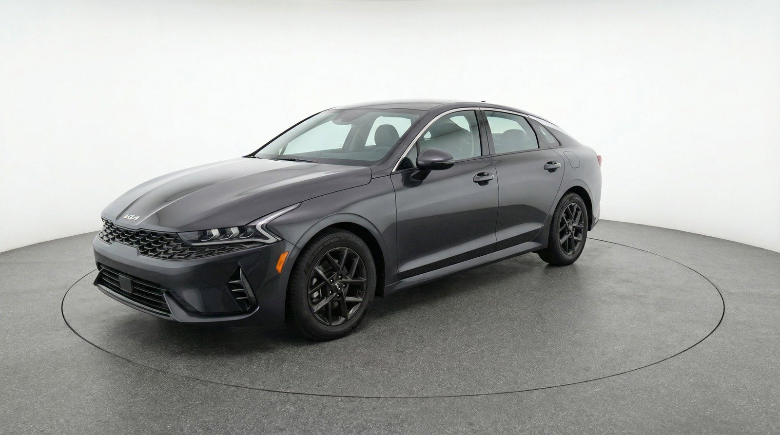 Used 2025 Kia K5 LXS image 3