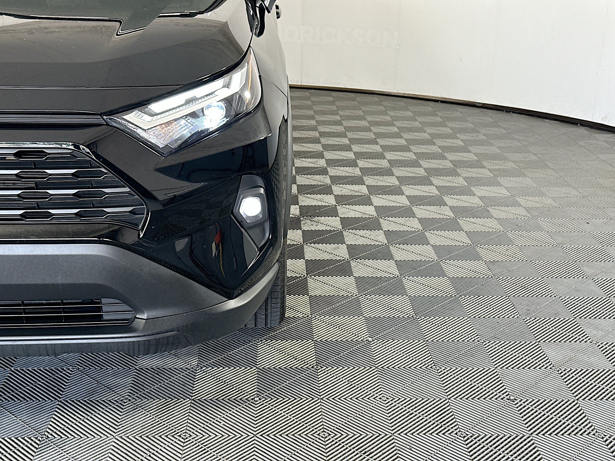 Certified 2025 Toyota RAV4 XLE Premium FWD image 9