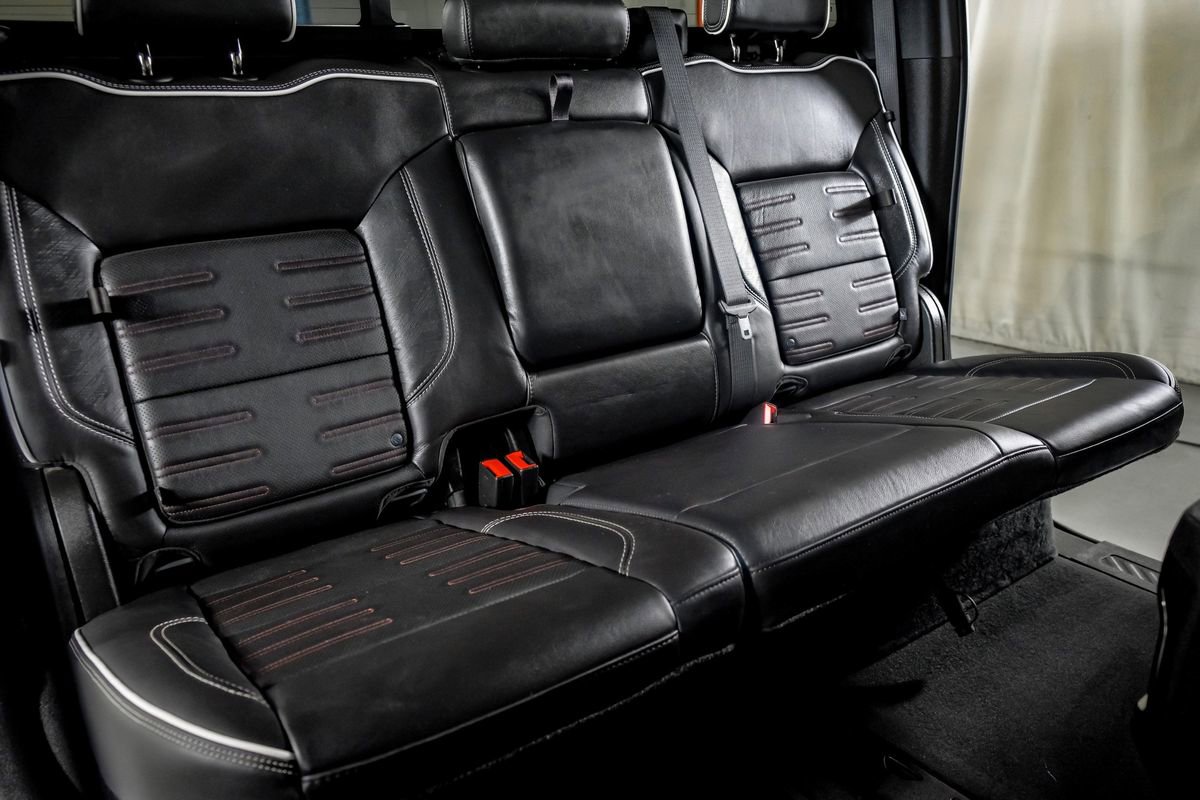 Used 2024 GMC Sierra 2500 AT4X image 30