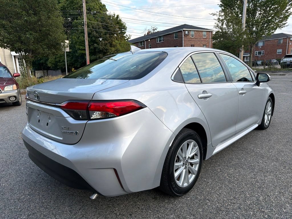 Used 2023 Toyota Corolla XLE FWD image 6