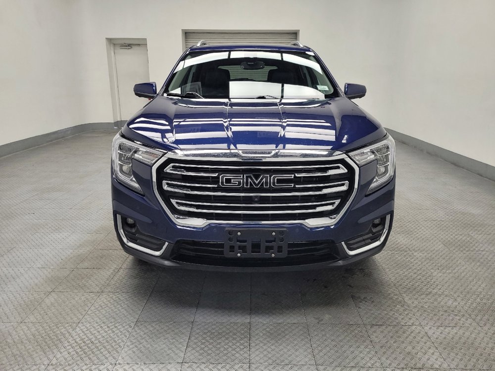 Used 2022 GMC Terrain SLT w/ Tech Package image 14