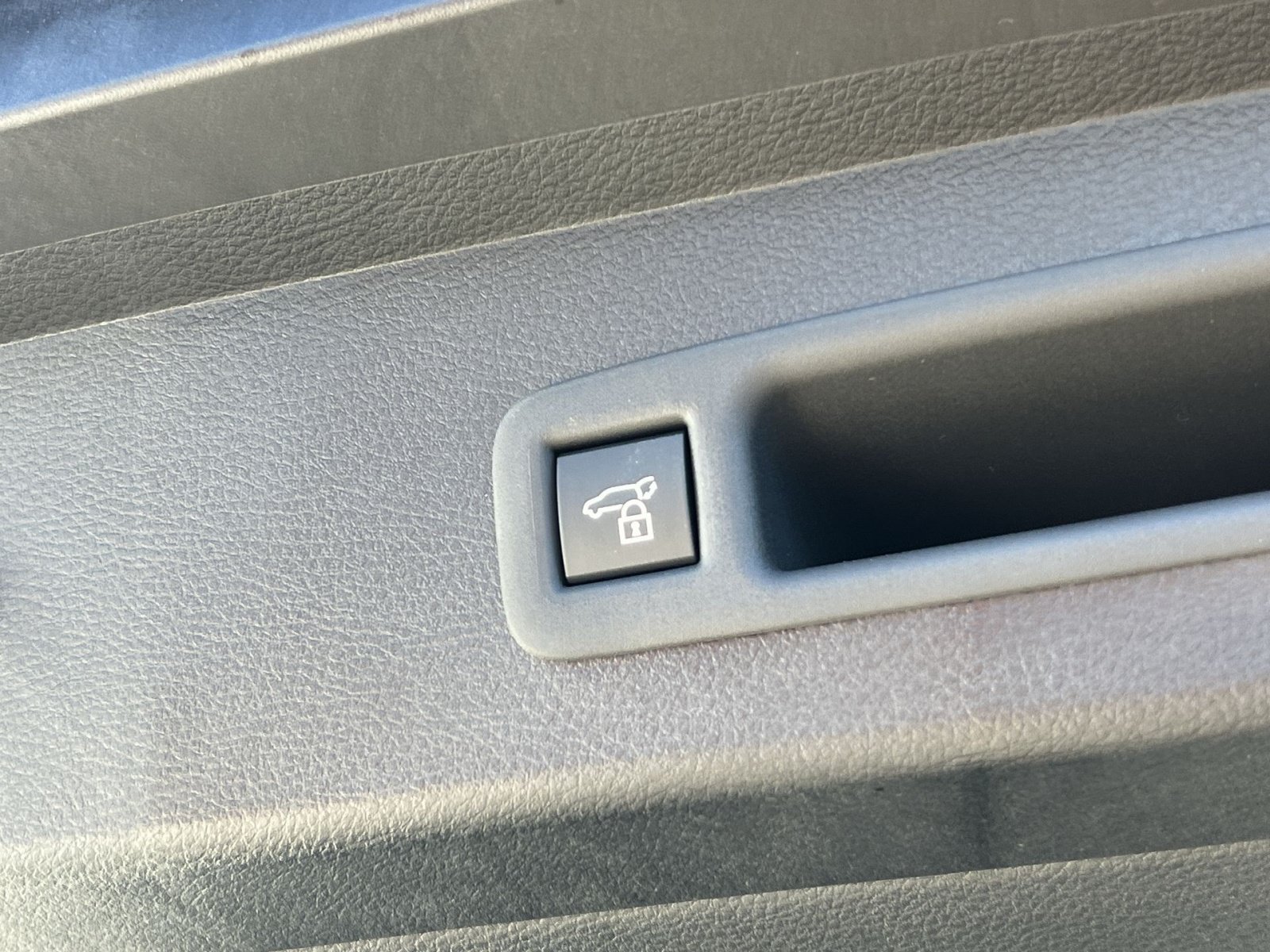 New 2026 Toyota Sienna Platinum AWD/4WD image 22