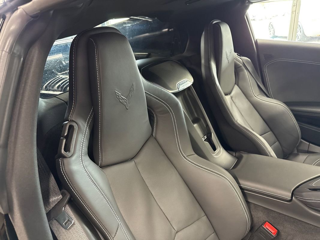 Used 2025 Chevrolet Corvette Z06 image 66