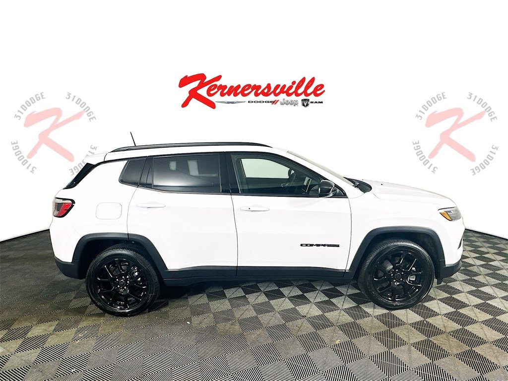 New 2026 Jeep Compass Latitude w/ Quick Order Package 29K image 8
