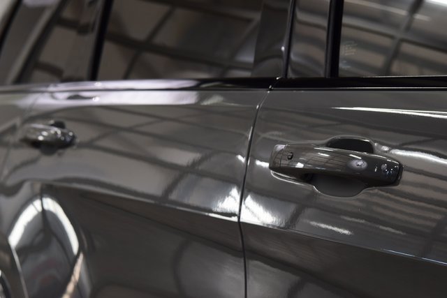 Used 2020 Jeep Grand Cherokee Altitude image 18