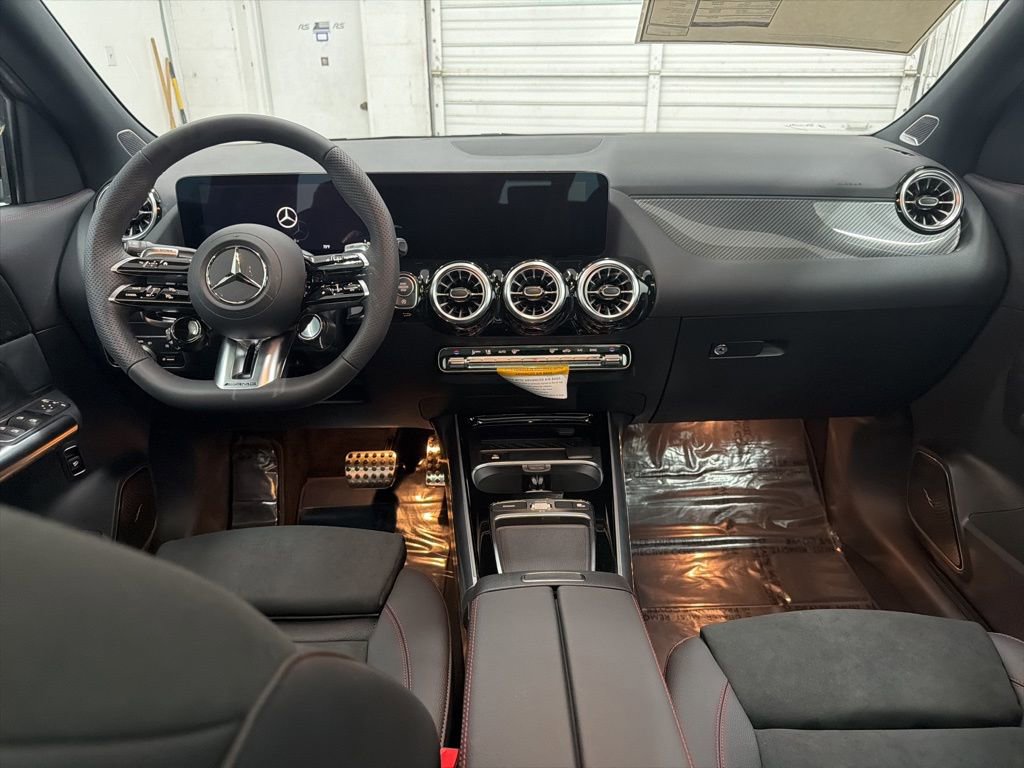 New 2026 Mercedes-Benz GLA 35 AMG 4MATIC image 22