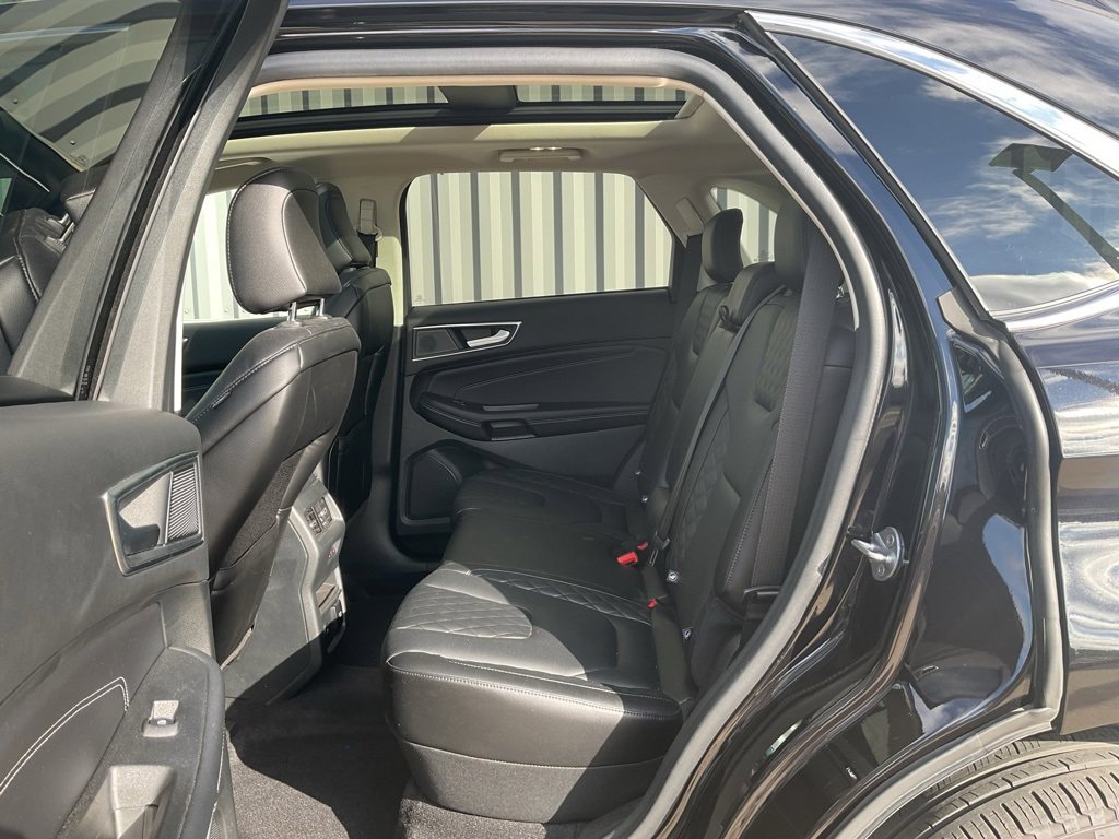 Used 2024 Ford Edge Titanium w/ Equipment Group 301A image 20