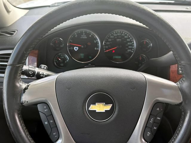 Used 2013 Chevrolet Tahoe LT w/ Luxury Package AWD/4WD image 21