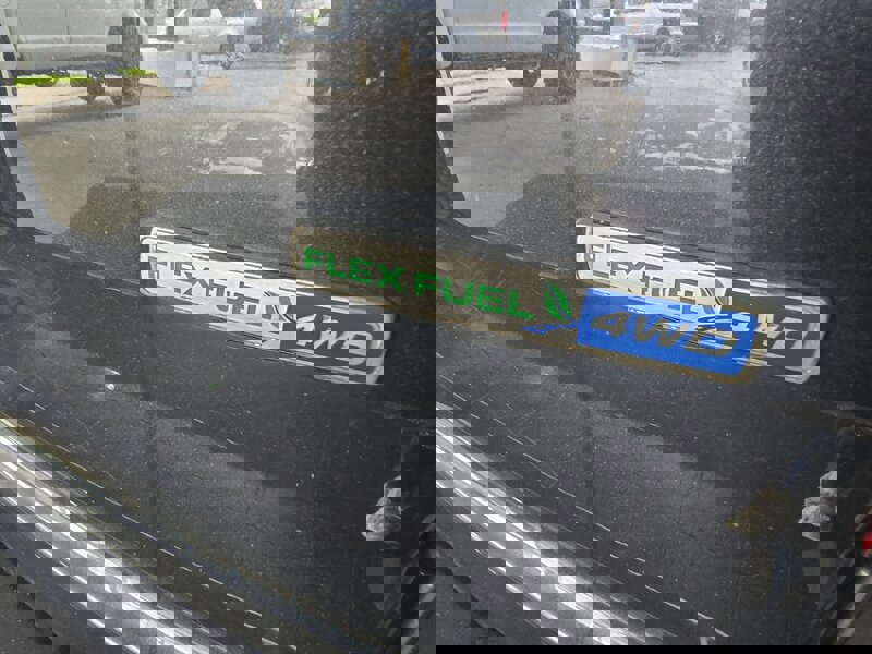 Used 2015 Ford Explorer Limited image 35