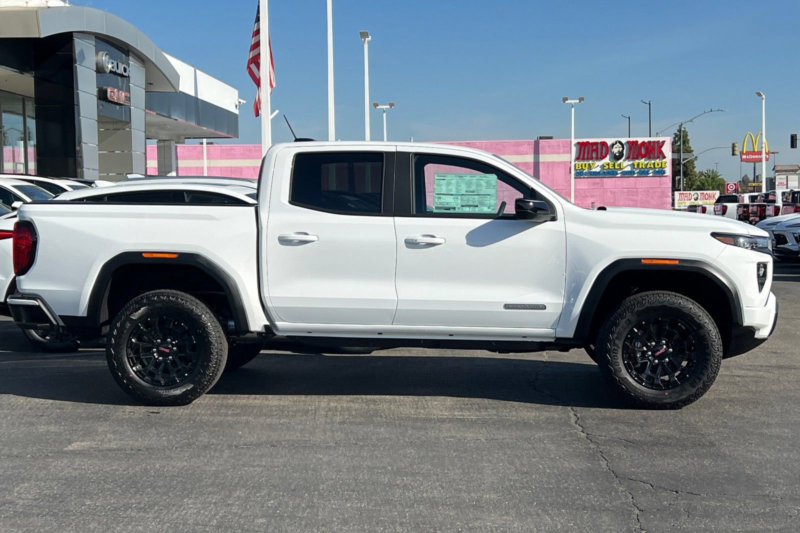 New 2026 GMC Canyon Elevation w/ Convenience Package image 4