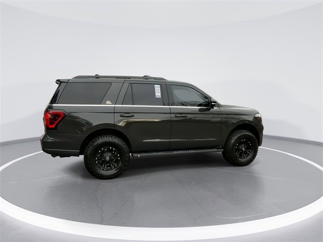 Used 2022 Ford Expedition Timberline image 2