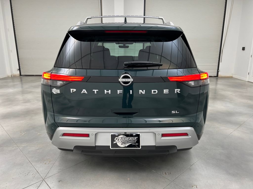 Used 2025 Nissan Pathfinder SL image 6