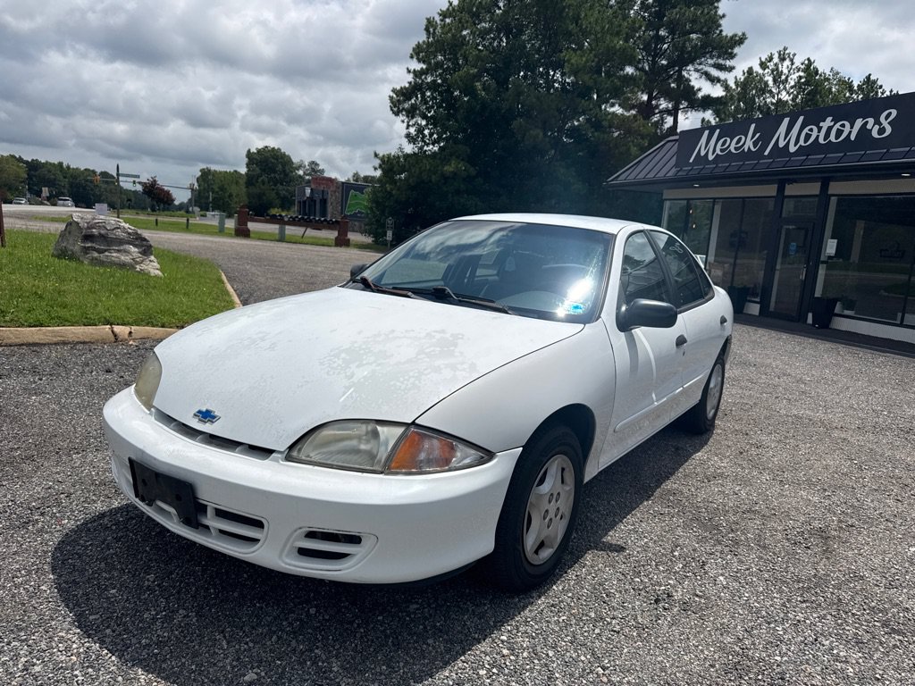 Used 2000 Chevrolet Cavalier Sedan FWD image 1