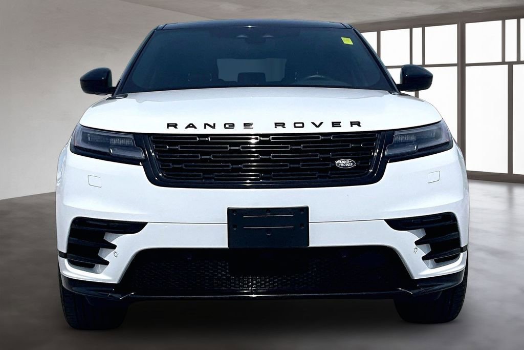 Used 2025 Land Rover Range Rover Velar Dynamic SE AWD/4WD image 3