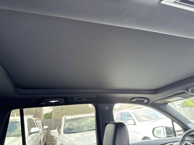 Used 2022 Cadillac XT6 Premium Luxury w/ Technology Package image 13