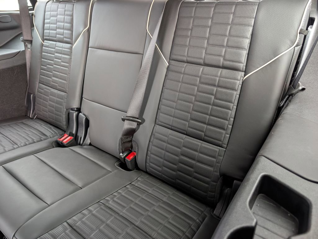 Used 2025 Cadillac Escalade Sport Platinum w/ LPO, Floor Liner Package image 17