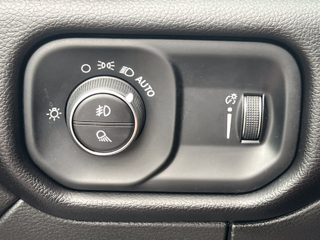Used 2025 RAM 2500 Big Horn AWD/4WD image 19