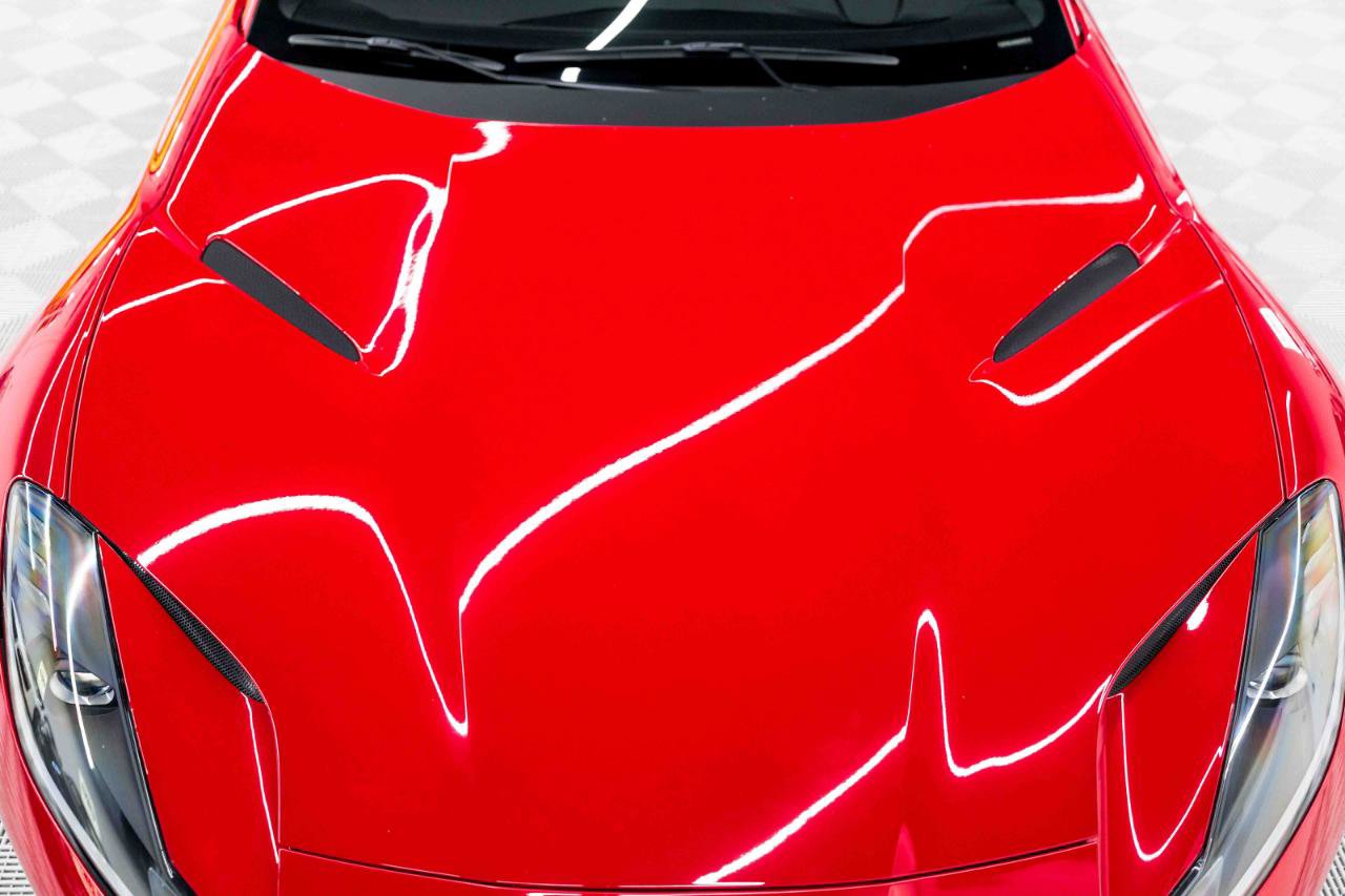 Used 2018 Ferrari 812 Superfast RWD image 19