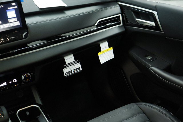 New 2026 Mitsubishi Outlander SE FWD image 21