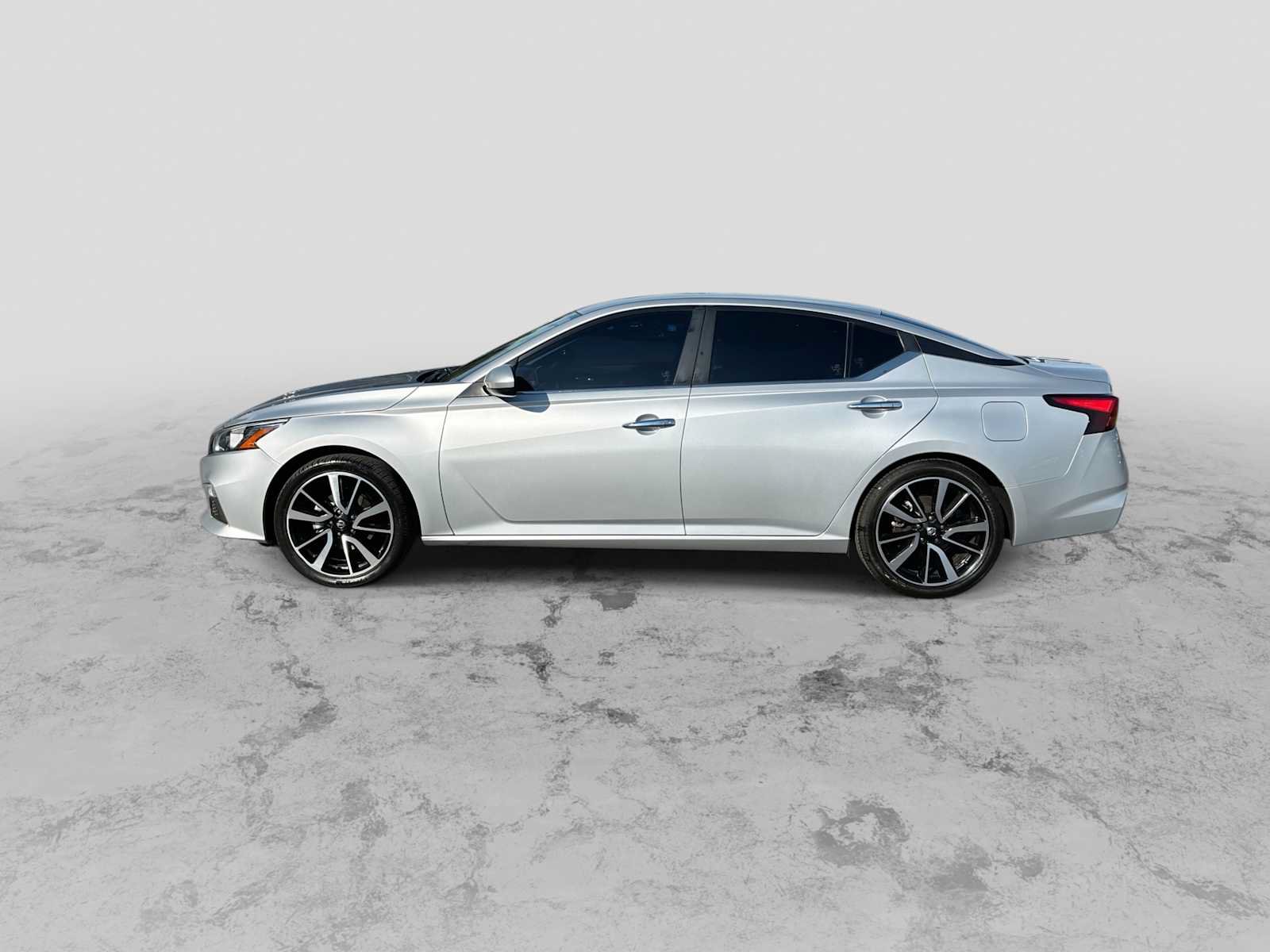 Used 2019 Nissan Altima 2.5 S FWD image 5