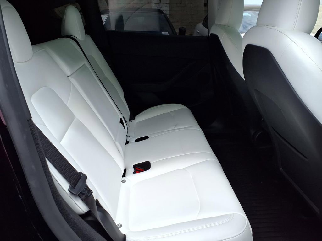 Used 2023 Tesla Model Y Long Range AWD/4WD image 8