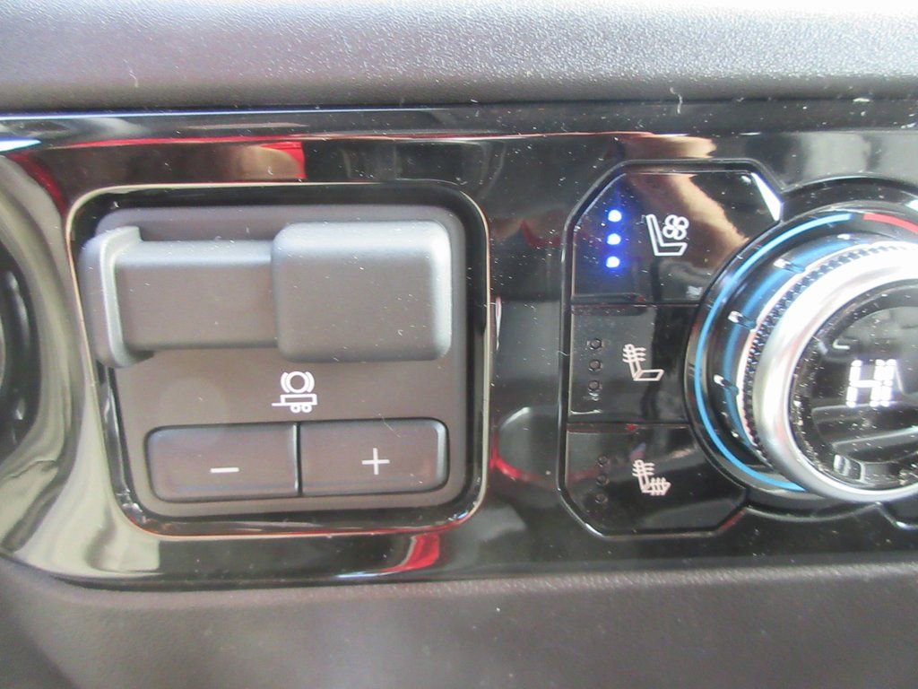 New 2026 GMC Sierra 3500 SLT w/ SLT Premium Package image 20