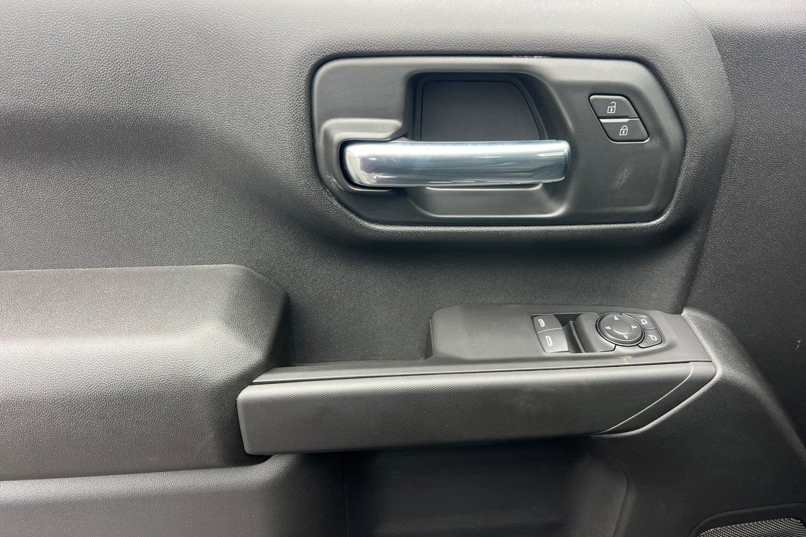 New 2026 GMC Sierra 1500 Pro w/ Pro Value Package image 9