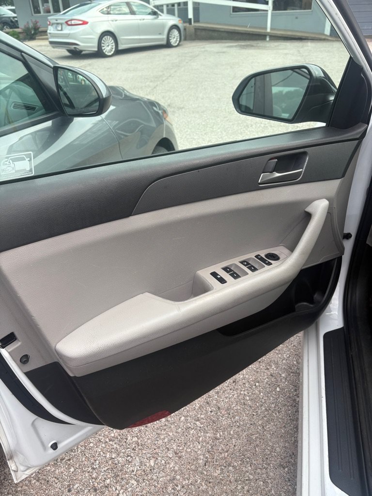 Used 2019 Hyundai Sonata SE FWD image 10