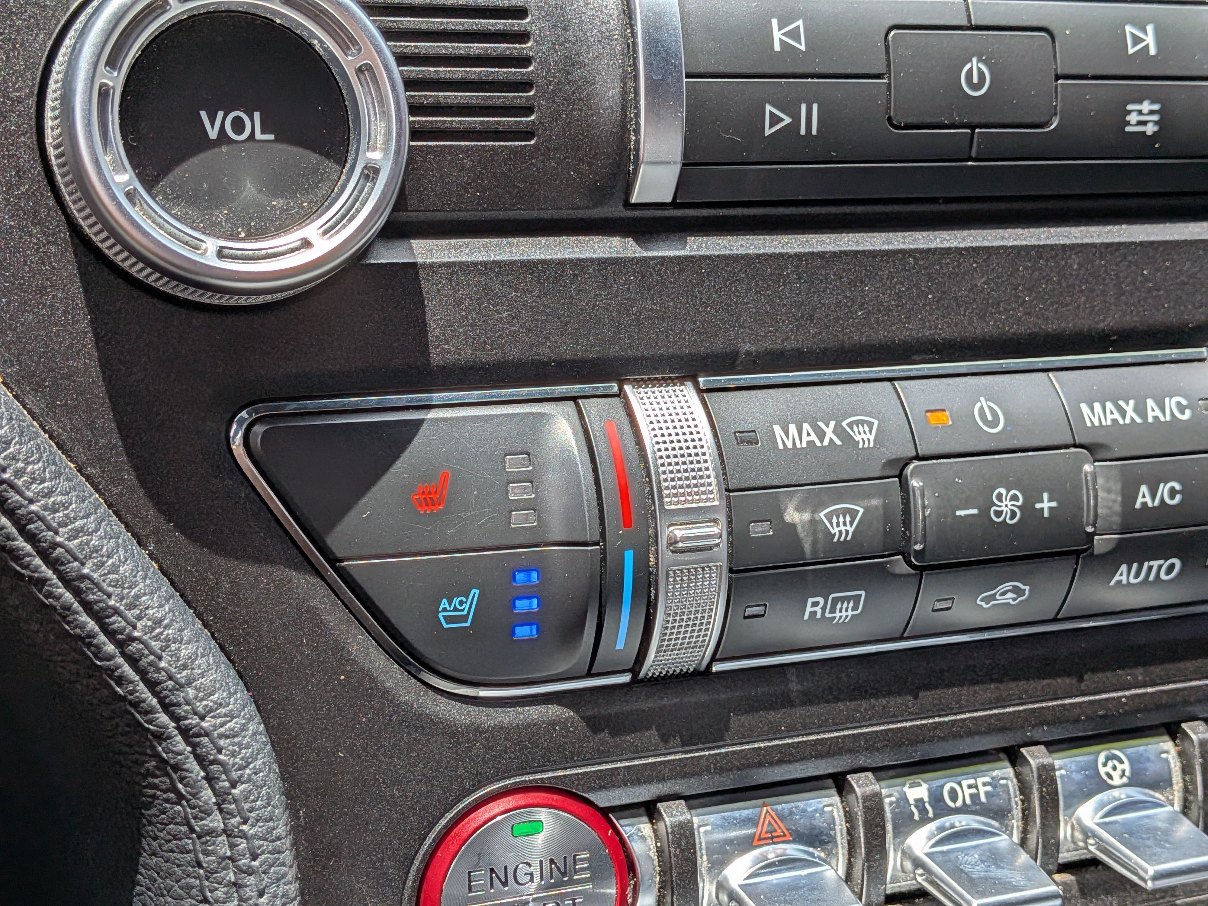 Used 2020 Ford Mustang GT Premium RWD image 28