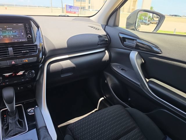 Used 2024 Mitsubishi Eclipse Cross ES AWD/4WD image 9