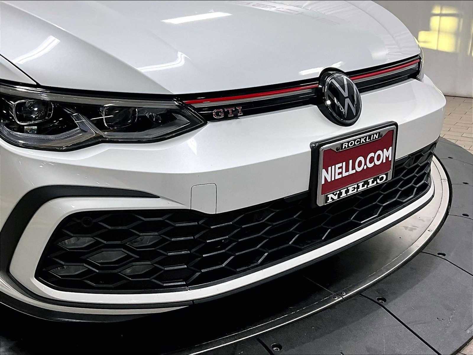 Used 2024 Volkswagen GTI Autobahn image 33