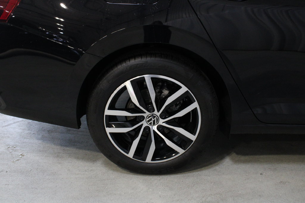 New 2027 Volkswagen Jetta SE FWD image 27