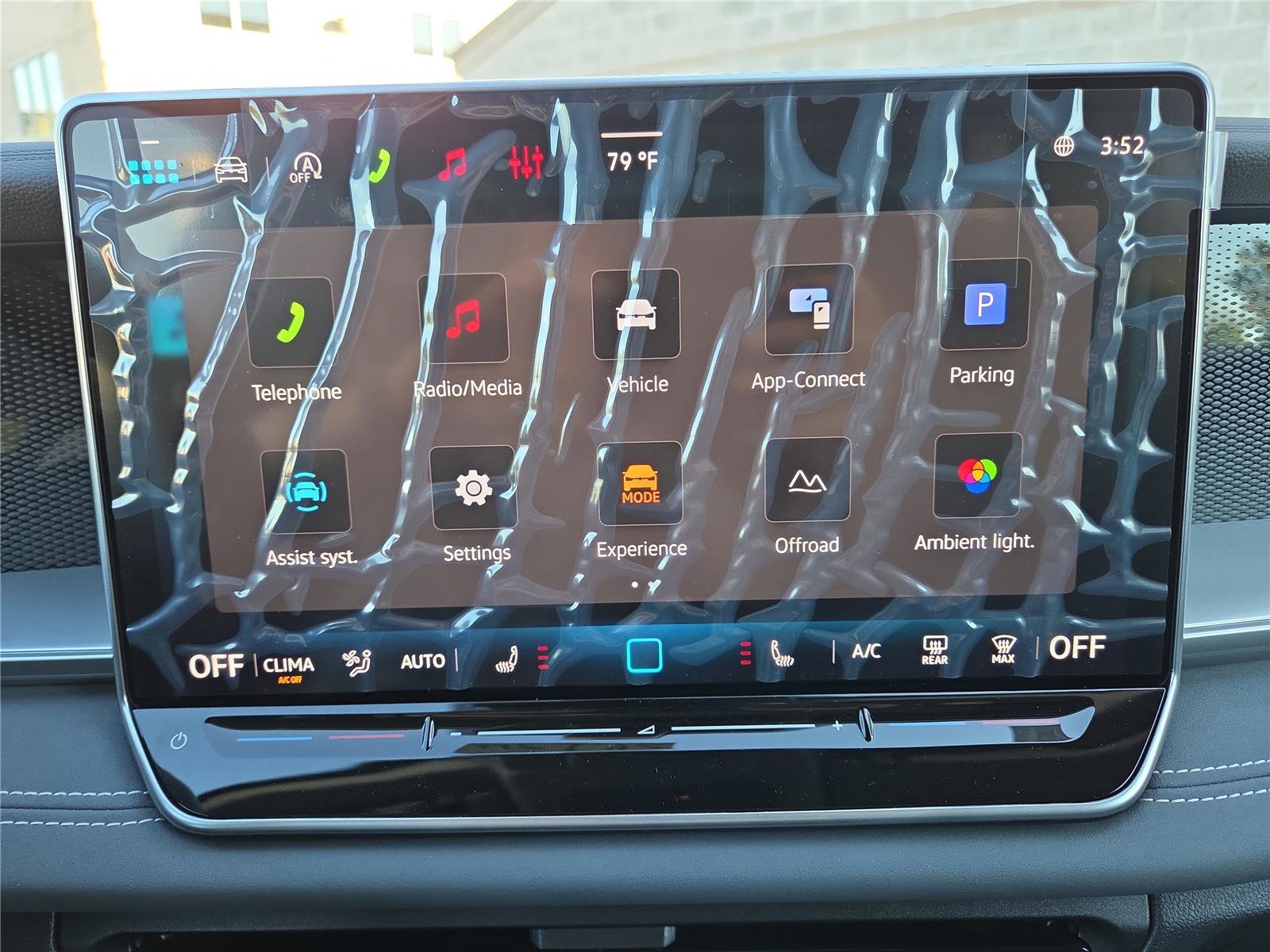 New 2026 Volkswagen Tiguan SE AWD/4WD image 18