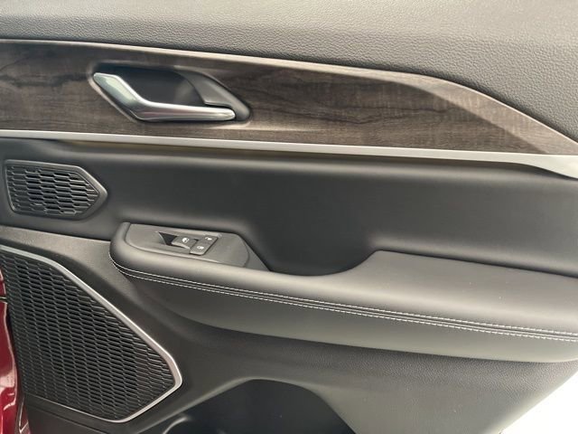 New 2026 Jeep Grand Cherokee Limited image 32