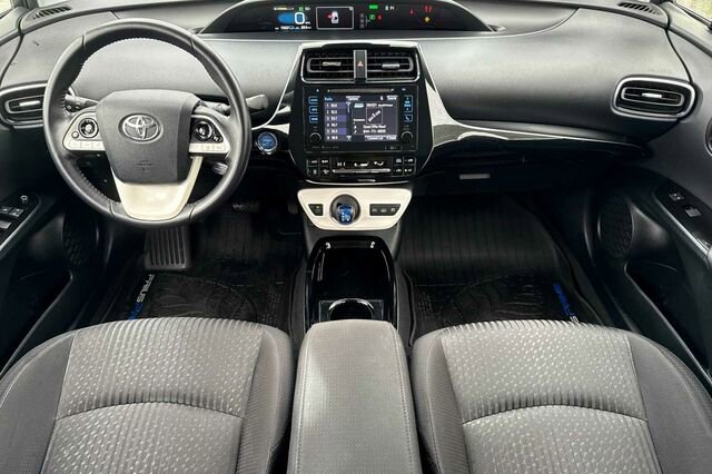 Used 2019 Toyota Prius Prime Plus FWD image 13