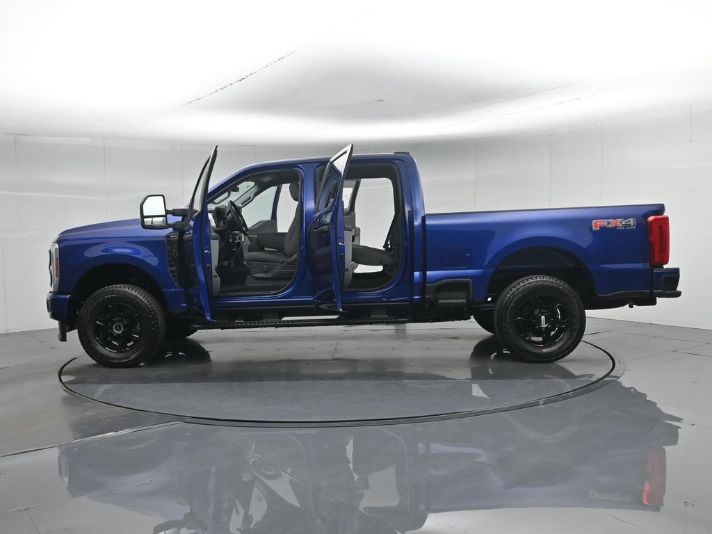 New 2026 Ford F250 XL w/ STX Appearance Package AWD/4WD image 33