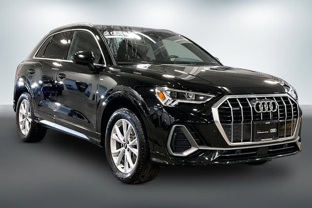 Certified 2023 Audi Q3 2.0T Premium w/ Convenience Package AWD/4WD image 1