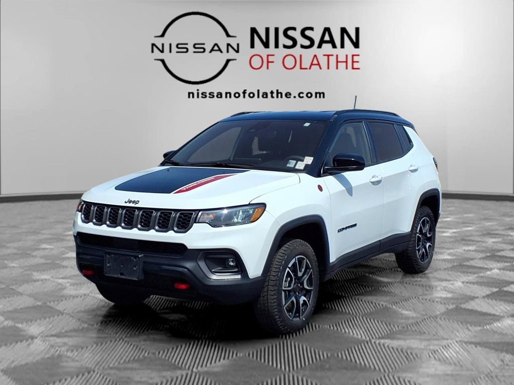 Used 2025 Jeep Compass Trailhawk