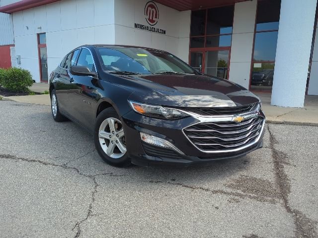 Used 2023 Chevrolet Malibu LS FWD image 2