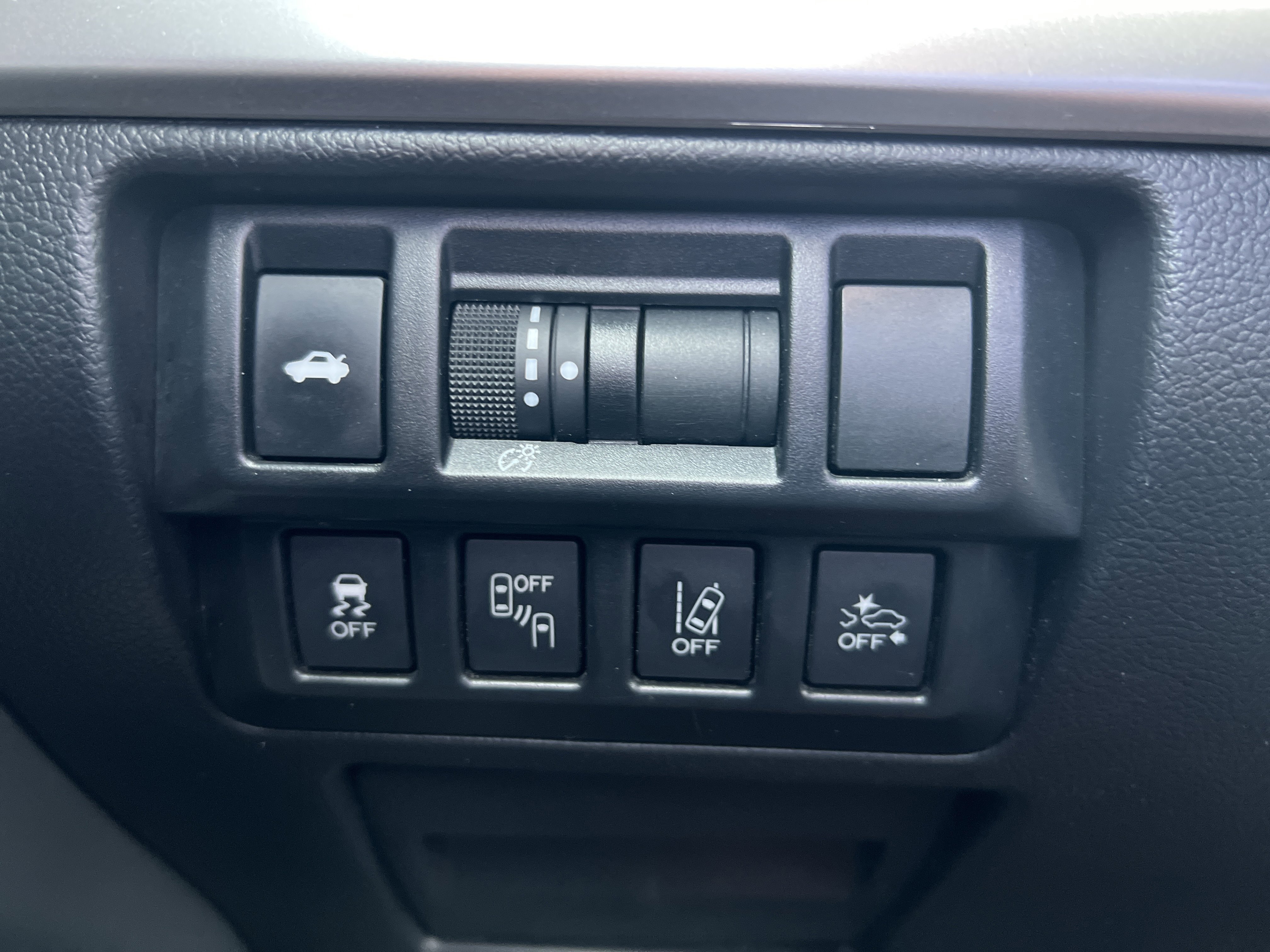 Used 2019 Subaru Legacy 2.5i Limited image 31