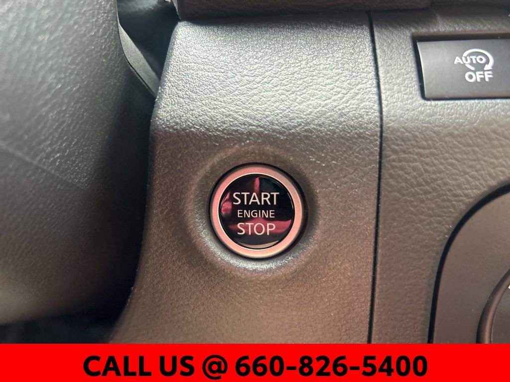 Used 2025 Nissan Frontier PRO-4X w/ Pro Convenience Package AWD/4WD image 20