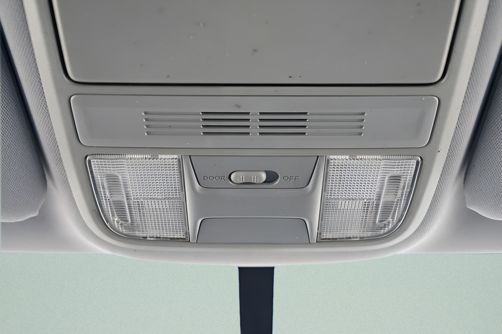 Used 2019 Honda CR-V LX image 17