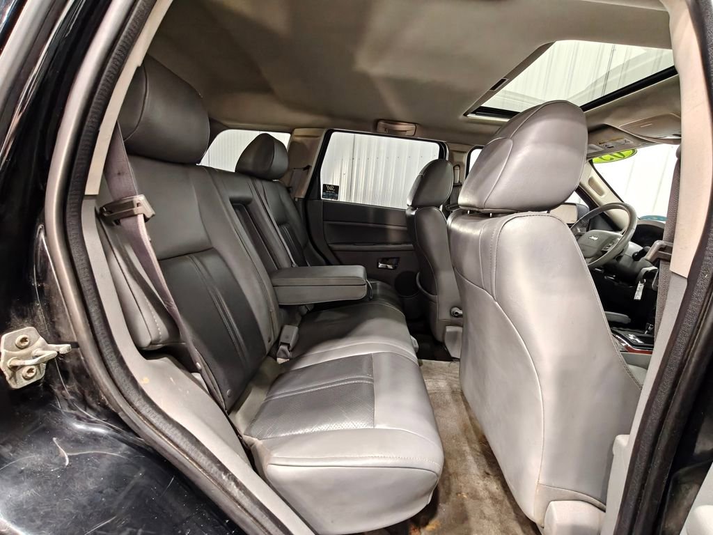 Used 2005 Jeep Grand Cherokee Limited w/ Trailer Tow Group IV AWD/4WD image 20