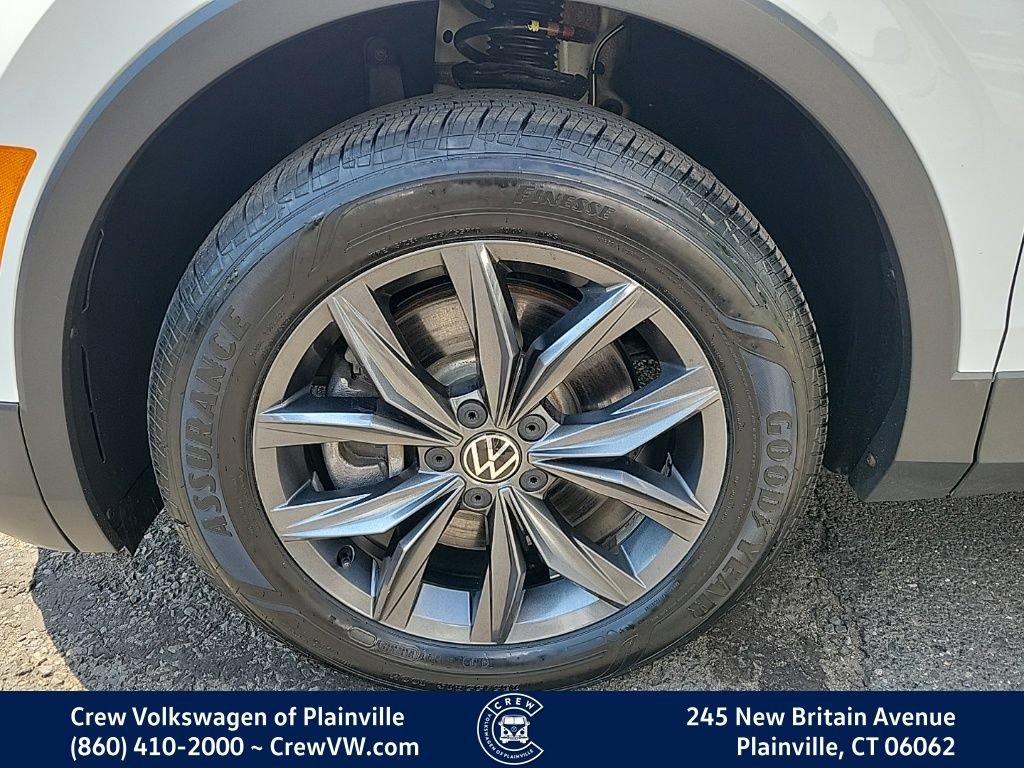 Certified 2022 Volkswagen Tiguan SE AWD/4WD image 17