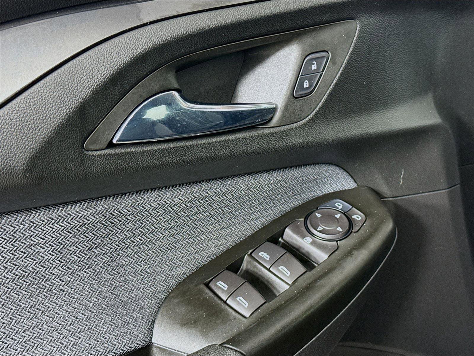 Used 2022 Chevrolet TrailBlazer LT w/ Convenience Package image 17