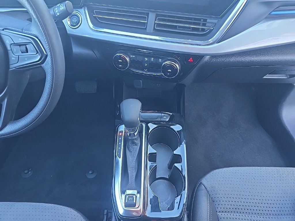 Used 2024 Chevrolet Trax LT image 28